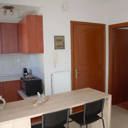 Welina Guesthouse Volos Esterno foto