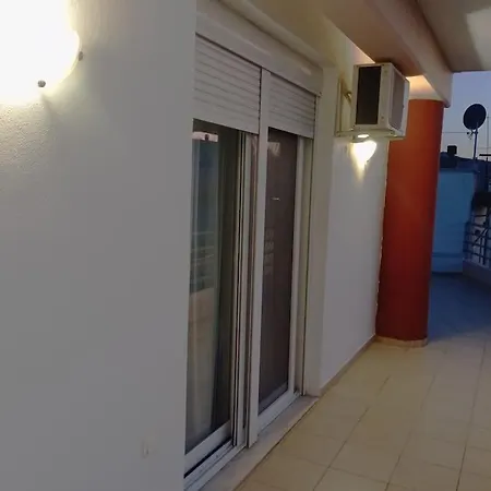 Welina Guesthouse Volos Esterno foto